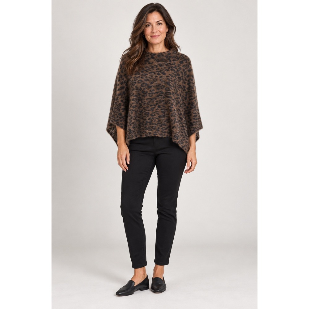 Chico's Leopard Print Poncho Women S/M Mob Wife Aesthetic Fuzzy Eyelash Knit